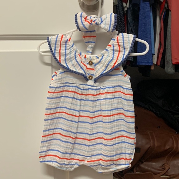 Emily and Oliver Other - Baby girl summer muslin romper with bow
